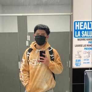 Meet your Posher, Jose